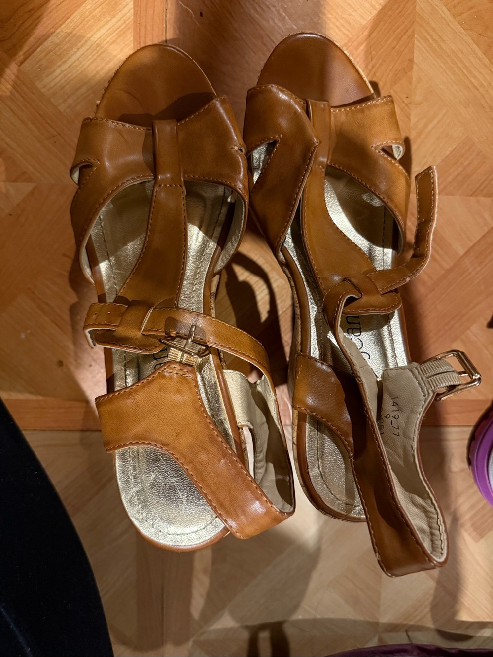 Cathy Jean Tan Brown Leather Strappy Sandals - Picture 3 of 7